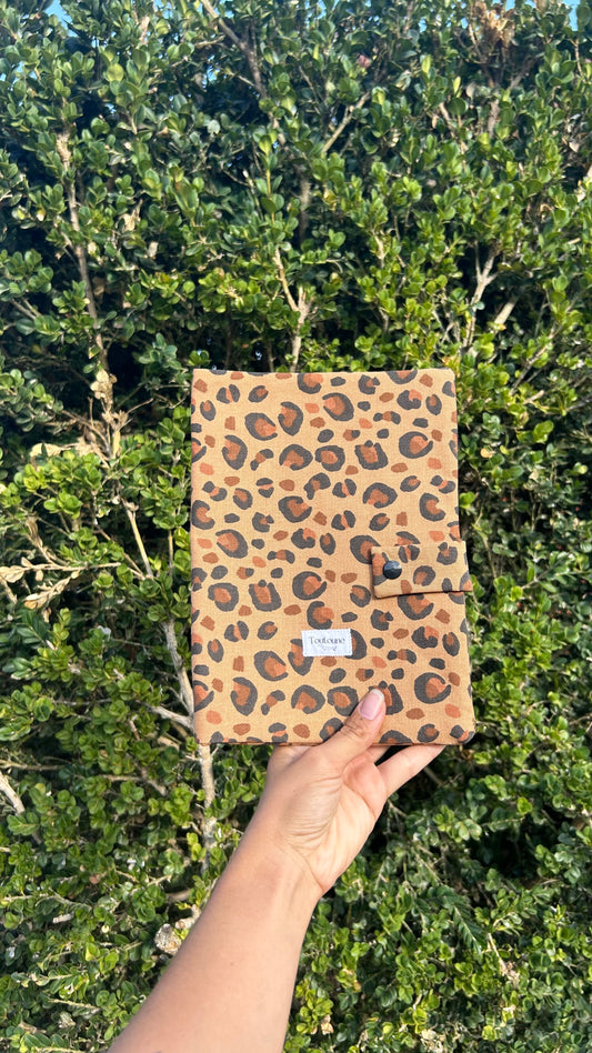 Pochette à carnet de santé Roar