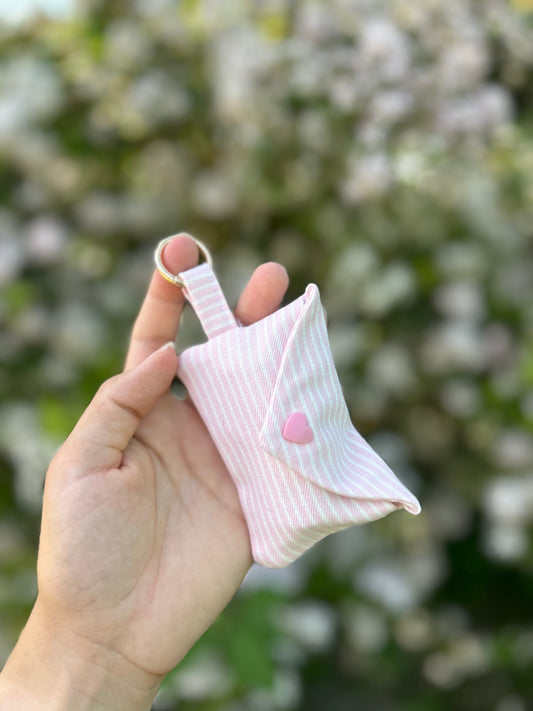 Distributeur de sacs à crottes Pivoine